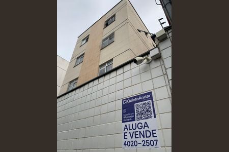 Apartamento à venda com 100m², 4 quartos e 2 vagasFachada com Plaquinha
