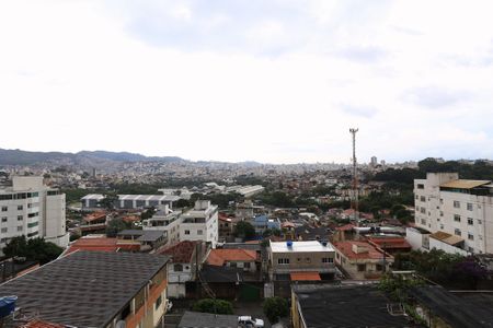 Apartamento à venda com 100m², 4 quartos e 2 vagasVista