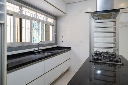 Casa para alugar com 139m², 3 quartos e 2 vagas Casa para alugar com 139m², 3 quartos e 2 vagasCozinha