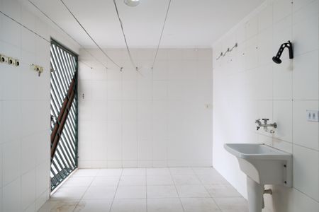 Casa para alugar com 139m², 3 quartos e 2 vagas Casa para alugar com 139m², 3 quartos e 2 vagasÁrea de Serviço