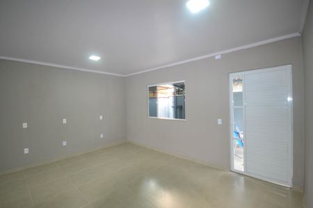 Sala de casa para alugar com 2 quartos, 84m² em Floresta, Nova Iguaçu