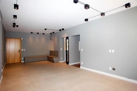 Sala de apartamento para alugar com 3 quartos, 149m² em Centro Histórico, Porto Alegre