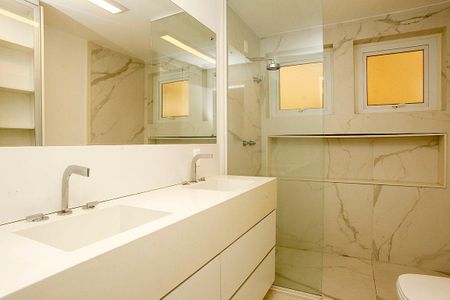 Apartamento para alugar com 149m², 3 quartos e 1 vagaBanheiro 1 Quarto 3 Suíte