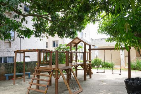 Apartamento para alugar com 55m², 2 quartos e 1 vagaÁrea comum - Playground