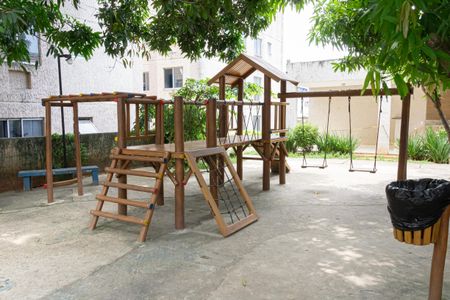 Apartamento para alugar com 55m², 2 quartos e 1 vagaÁrea comum - Playground