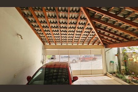 Casa à venda com 165m², 3 quartos e 2 vagas