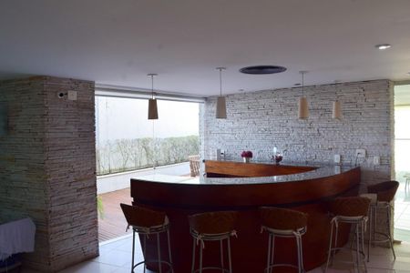 Apartamento para alugar com 100m², 2 quartos e 2 vagasÁrea Comum - Bar