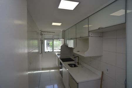 Apartamento para alugar com 100m², 2 quartos e 2 vagasCozinha