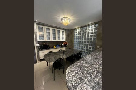 Casa à venda com 3 quartos, 225m² em Olímpico, São Caetano do Sul