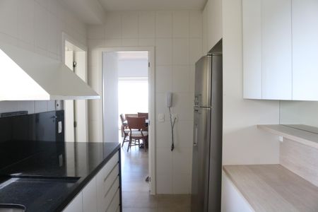 Apartamento para alugar com 115m², 2 quartos e 2 vagasCozinha