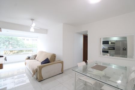 Sala de apartamento à venda com 2 quartos, 67m² em Barra da Tijuca, Rio de Janeiro