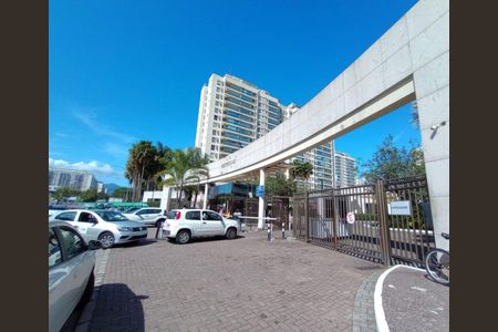 Apartamento para alugar com 67m², 2 quartos e 1 vagaFachada