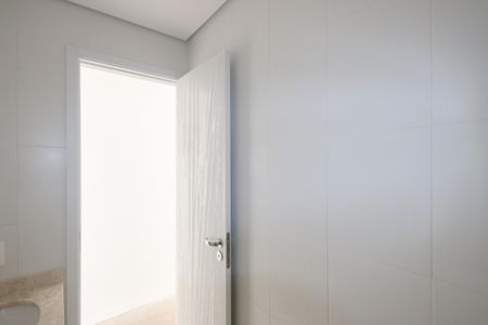 Apartamento à venda com 76m², 3 quartos e 2 vagas Apartamento à venda com 76m², 3 quartos e 2 vagasBanheiro