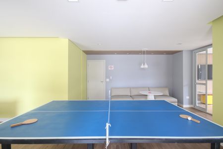 Apartamento à venda com 76m², 3 quartos e 2 vagas Apartamento à venda com 76m², 3 quartos e 2 vagasSala de Jogos