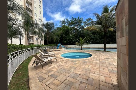 Apartamento para alugar com 70m², 3 quartos e 1 vagaÁrea comum - Piscina