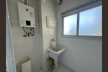 Apartamento para alugar com 70m², 3 quartos e 1 vagaÁrea de Serviço