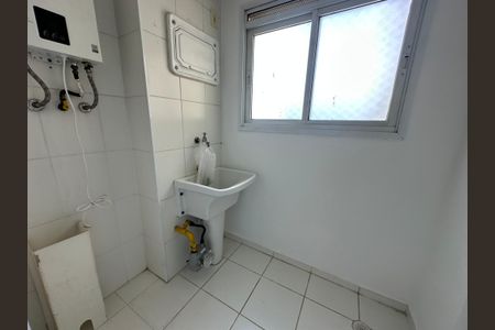 Apartamento para alugar com 70m², 3 quartos e 1 vagaÁrea de Serviço