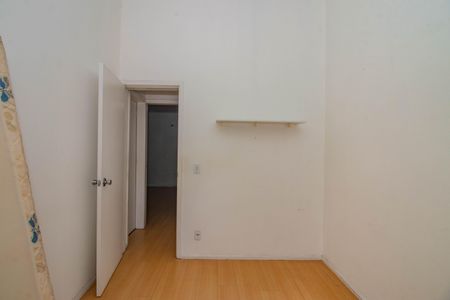 Casa de condomínio à venda com 77m², 3 quartos e 2 vagasQuarto 2