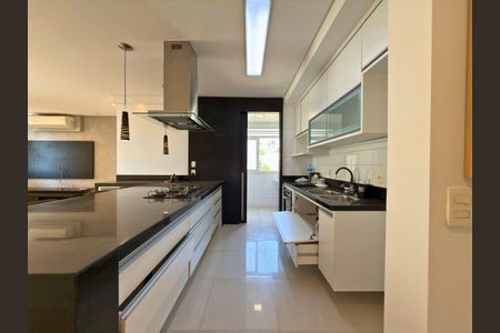 Apartamento à venda com 2 quartos, 104m² em Tamboré, Santana de Parnaíba