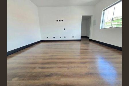 Casa à venda com 3 quartos, 261m² em Vila Talarico, São Paulo