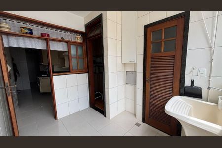 Apartamento à venda com 3 quartos, 140m² em Icaraí, Niterói