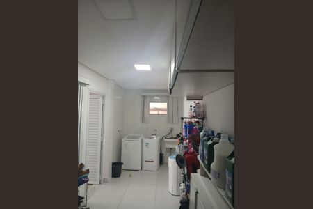 Casa de condomínio para alugar com 350m², 4 quartos e 4 vagas
