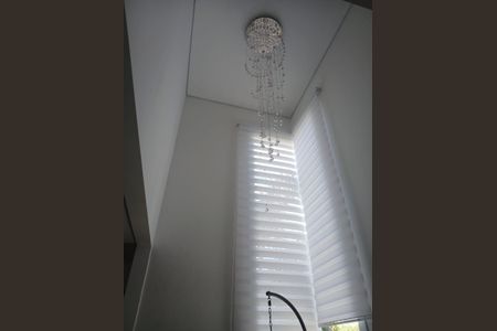 Casa de condomínio para alugar com 350m², 4 quartos e 4 vagas