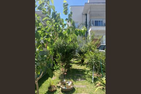 Casa de condomínio para alugar com 350m², 4 quartos e 4 vagas