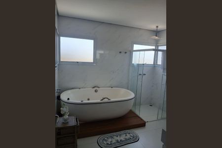 Casa de condomínio para alugar com 350m², 4 quartos e 4 vagas