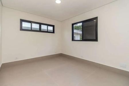 Casa à venda com 4 quartos, 194m² em Vila Clementino, São Paulo