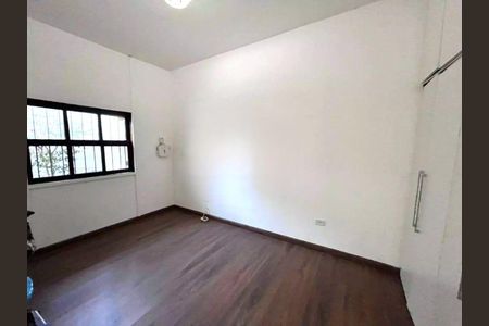 Casa à venda com 3 quartos, 274m² em Jardim Petropolis, São Paulo