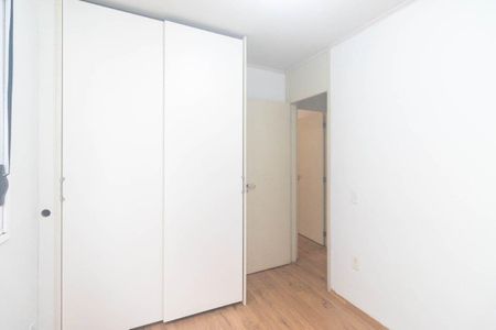 Quarto 1 de apartamento para alugar com 2 quartos, 55m² em Humaitá, Porto Alegre
