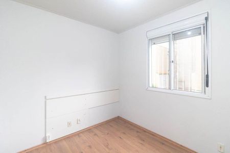 Quarto 1 de apartamento para alugar com 2 quartos, 55m² em Humaitá, Porto Alegre