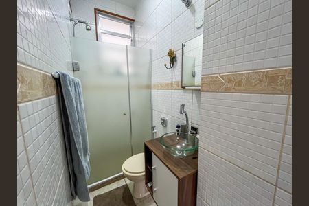 Apartamento à venda com 56m², 2 quartos e sem vaga Apartamento à venda com 56m², 2 quartos e sem vagaBanheiro 1