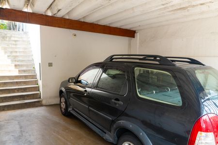 Casa à venda com 148m², 2 quartos e 2 vagas Casa à venda com 148m², 2 quartos e 2 vagasGaragem