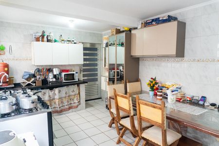 Casa à venda com 148m², 2 quartos e 2 vagas Casa à venda com 148m², 2 quartos e 2 vagasCozinha