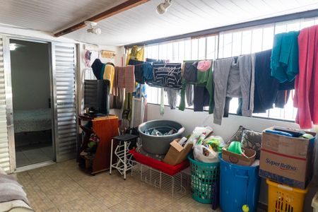 Casa à venda com 148m², 2 quartos e 2 vagas Casa à venda com 148m², 2 quartos e 2 vagasÁrea de Serviço