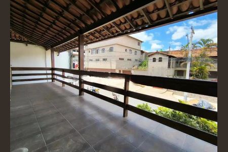 Casa para alugar com 150m², 4 quartos e 2 vagas Casa para alugar com 150m², 4 quartos e 2 vagasVaranda