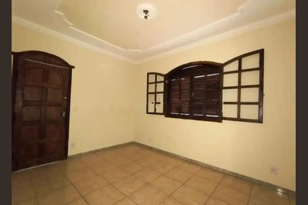 Casa para alugar com 4 quartos, 150m² em Milanez, Contagem