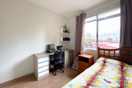 Apartamento à venda com 191m², 4 quartos e 2 vagasQuarto 2