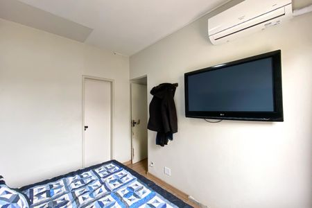 Apartamento à venda com 191m², 4 quartos e 2 vagasSuite 1