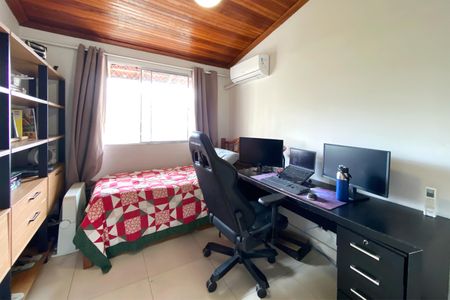 Apartamento à venda com 191m², 4 quartos e 2 vagasQuarto 4