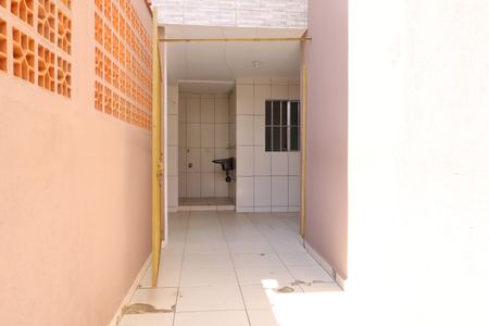 Casa para alugar com 200m², 2 quartos e 2 vagasQuintal