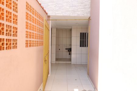 Casa para alugar com 200m², 2 quartos e 2 vagasQuintal