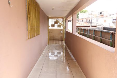 Casa para alugar com 200m², 2 quartos e 2 vagasQuintal