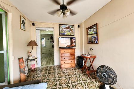 Sala de apartamento para alugar com 2 quartos, 70m² em Santo Cristo, Rio de Janeiro