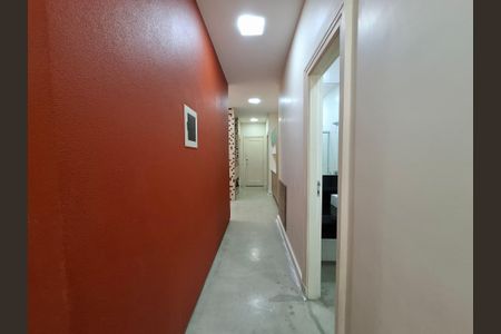 Apartamento para alugar com 198m², 3 quartos e sem vagaCorredor