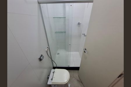 Apartamento para alugar com 198m², 3 quartos e sem vagaBanheiro 2