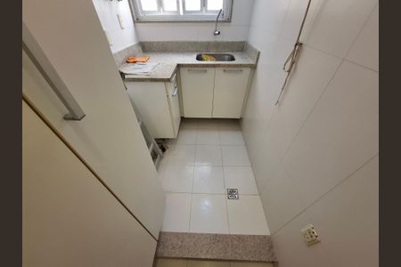 Apartamento para alugar com 198m², 3 quartos e sem vagaÁrea de serviço 
