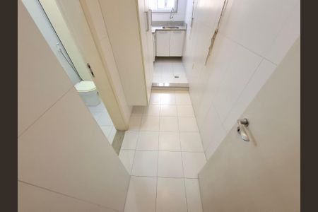 Apartamento para alugar com 198m², 3 quartos e sem vagaÁrea de serviço 